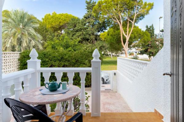 Chalet adosado en calle Colon