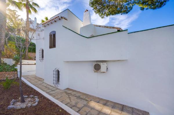 Chalet pareado en calle Manuel de Falla