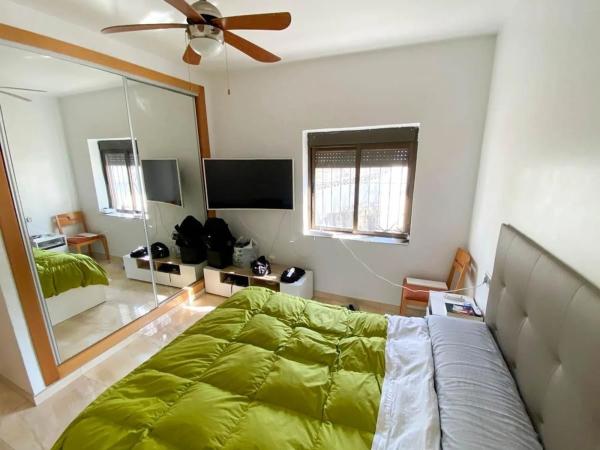 Casa independiente en calle Relámpago Bal