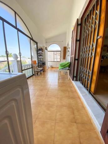 Casa independiente en calle Relámpago Bal