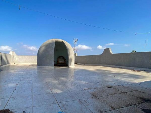 Casa independiente en calle Relámpago Bal