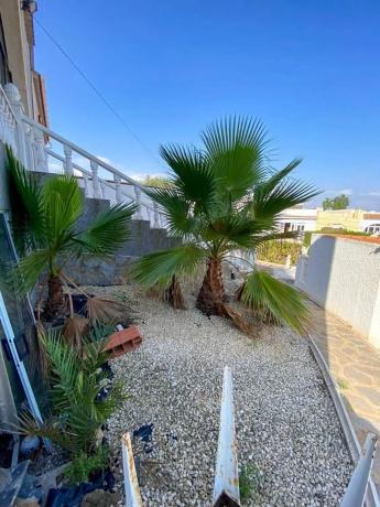 Casa independiente en calle Relámpago Bal