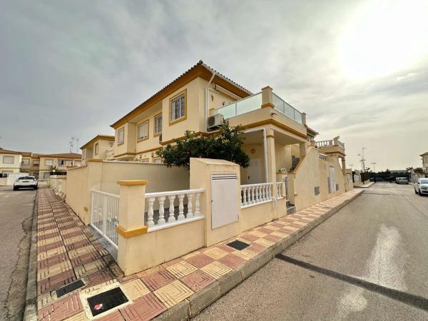 Ático en Barrio Playa Flamenca