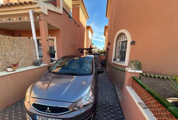 Casa independiente en calle Niágara