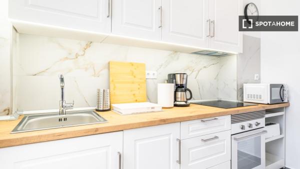 Room in shared flat for rent, Alicante