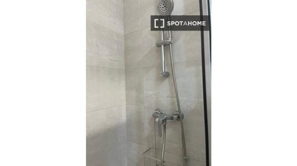 Estudio en alquiler en Los Remedios, Sevilla