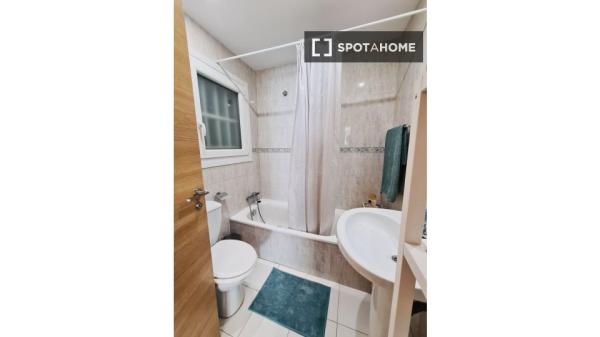 Room in shared apartment in Santander