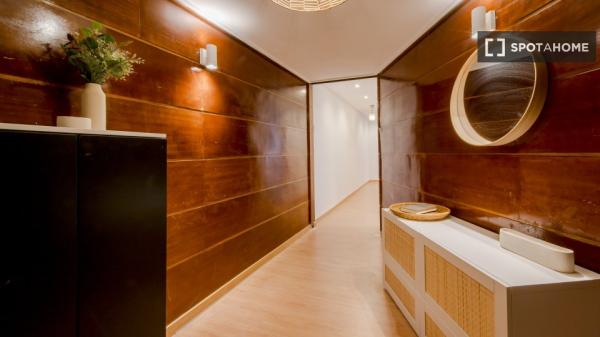 Habitación en piso compartido en alquiler en Trafalgar, Madrid