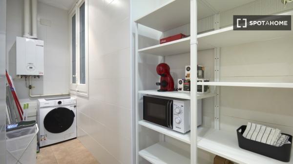 Piso en alquiler de 2 habitaciones, La Dreta de l'Eixample