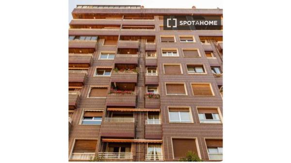 Piso de 3 habitaciones en alquiler en Amara Berri, San Sebastián