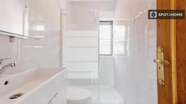 Apartamento de 2 habitaciones en alquiler en Arona, Santa Cruz