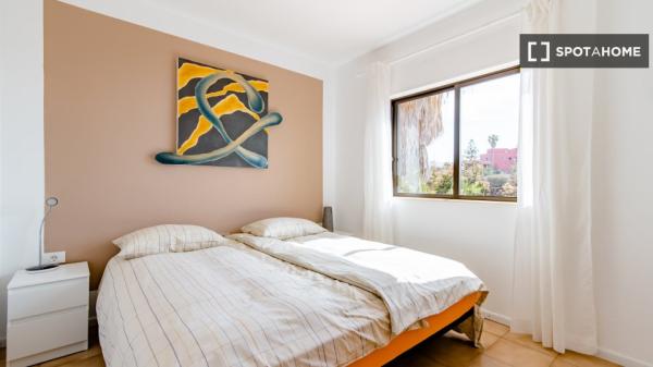 Apartamento de 2 habitaciones en alquiler en Arona, Santa Cruz