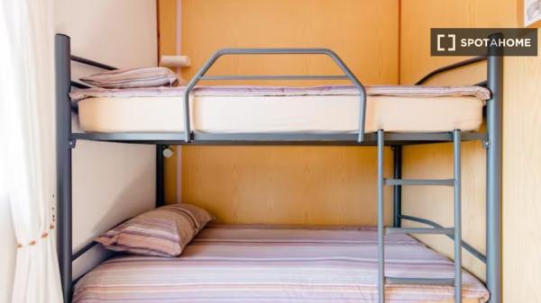 Apartamento de 2 habitaciones en alquiler en Arona, Santa Cruz