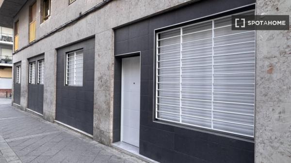 Habitación en piso compartido en alquiler en Elche