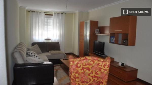 Piso de 3 habitaciones en alquiler en Lalín, Pontevedra