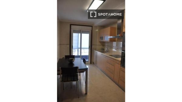 Piso de 3 habitaciones en alquiler en Lalín, Pontevedra