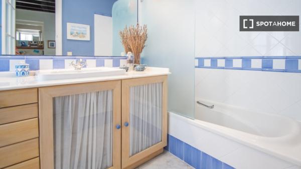 Piso de 3 dormitorios en alquiler en San Francisco-Mina, Cádiz