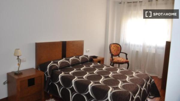 Piso de 3 habitaciones en alquiler en Lalín, Pontevedra