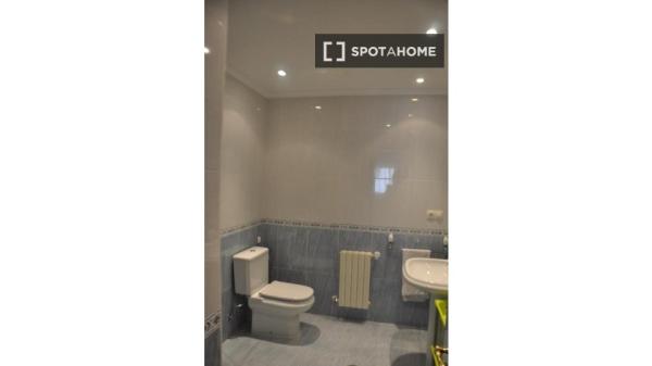 Piso de 3 habitaciones en alquiler en Lalín, Pontevedra