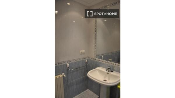 Piso de 3 habitaciones en alquiler en Lalín, Pontevedra