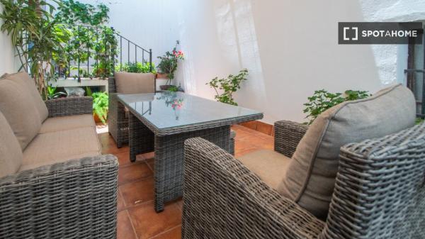 Piso de 3 dormitorios en alquiler en San Francisco-Mina, Cádiz