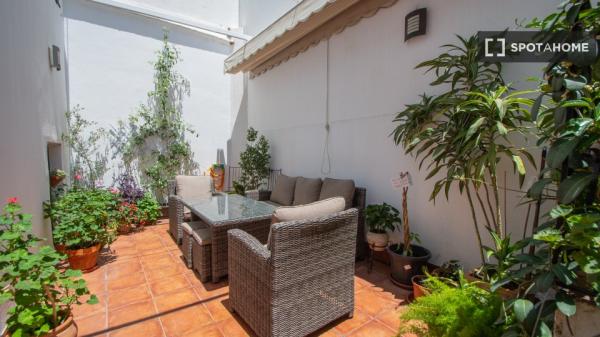 Piso de 3 dormitorios en alquiler en San Francisco-Mina, Cádiz