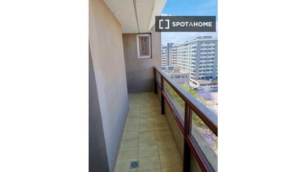 Room in shared flat for rent in Oliveros, Almería