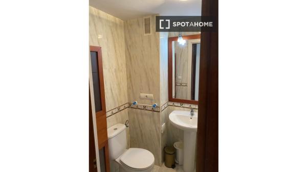 Habitación en piso compartido en alquiler en Oliveros, Almería