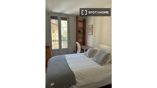 Zimmer in Wohngemeinschaft in Bilbao