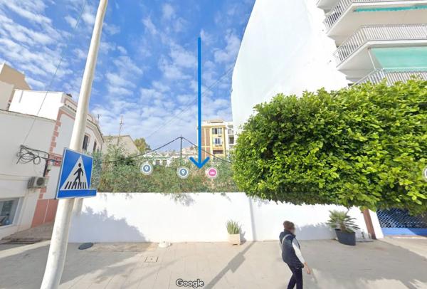 Terreno en la mar, 75