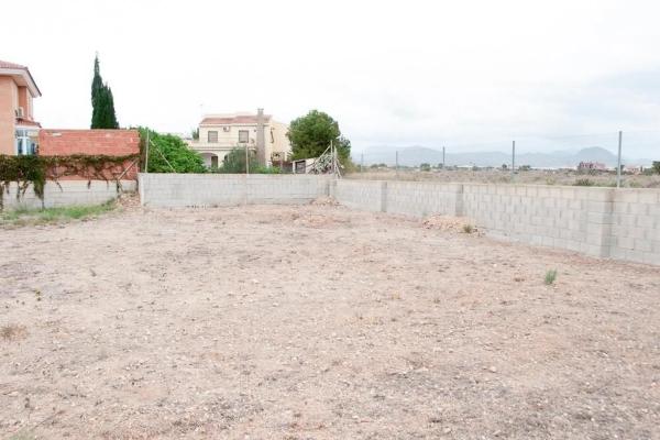 Terreno en calle Zarzas, 18