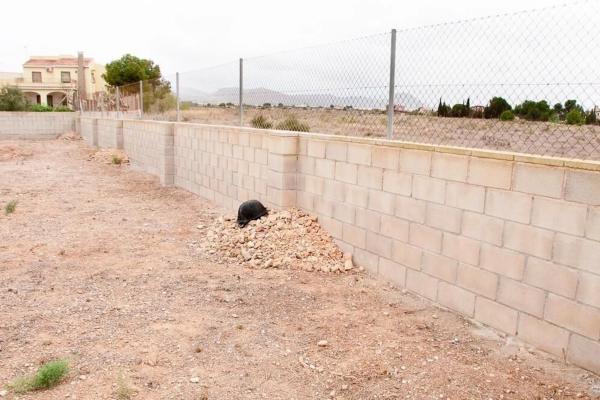 Terreno en calle Zarzas, 18