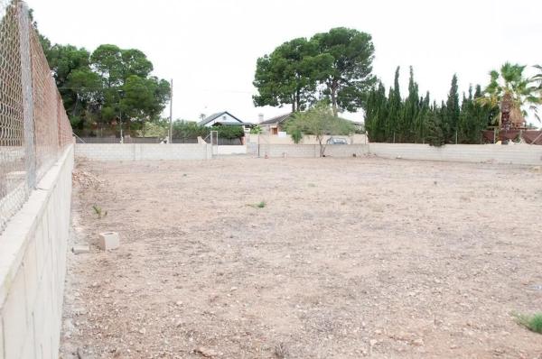 Terreno en calle Zarzas, 18