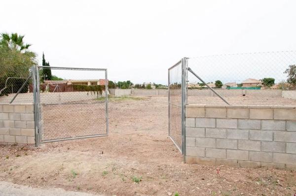 Terreno en calle Zarzas, 18
