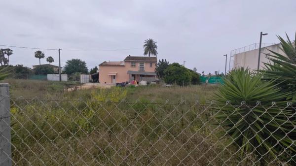 Terreno en Barrio Les Bassetes-El Marjal