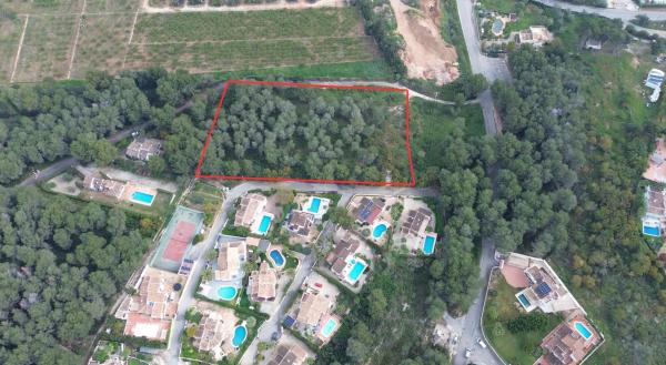 Terreno en calle Río Alfambra, 4