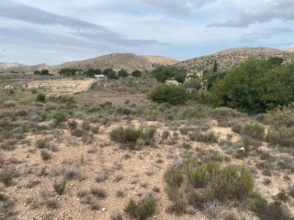 Terreno en avenida de las Islas s/n