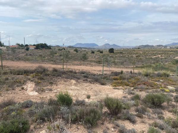 Terreno en avenida de las Islas s/n