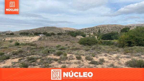 Terreno en avenida de las Islas s/n