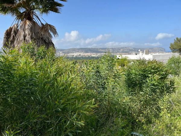 Terreno en calle Río Jalón