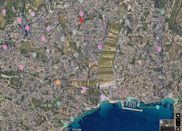 Terreno en calle Cullera, 104