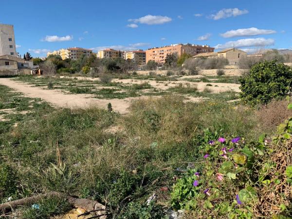 Terreno en calle de l'Almirall Estrada, 1