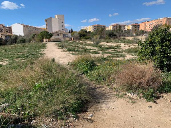 Terreno en calle de l'Almirall Estrada, 1