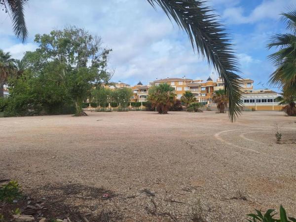 Terreno en Barrio Les Bassetes-El Marjal