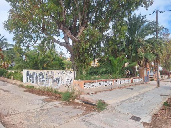 Terreno en Barrio Les Bassetes-El Marjal