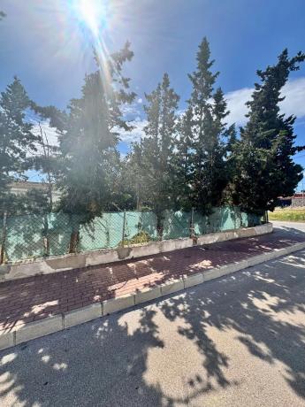 Terreno en calle Ucrania, 34