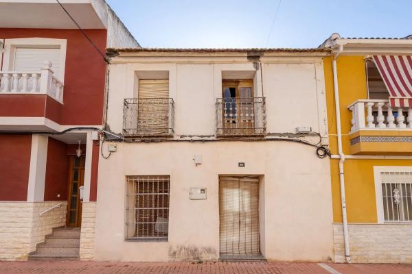 Terreno en calle Manresa, 10