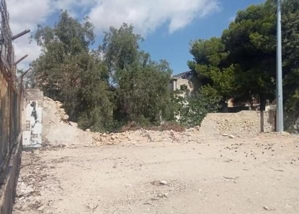 Terreno en calle Escultor Montañés