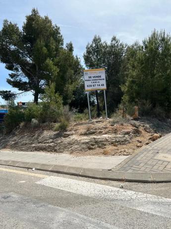 Terreno en calle l'Ermita, 131