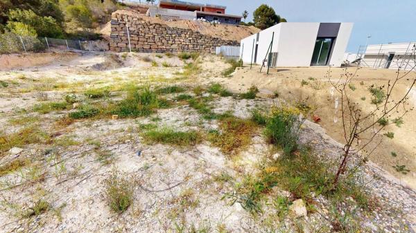 Terreno en calle Clavell, 6